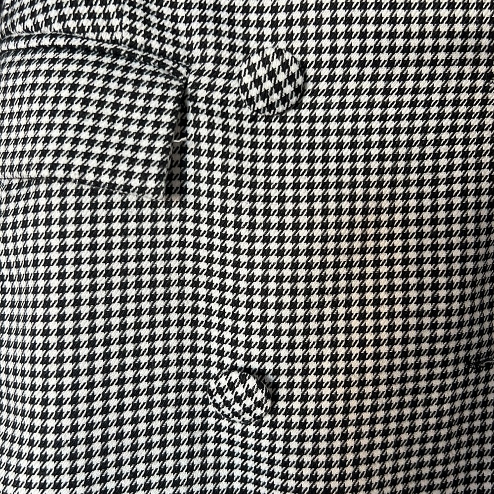 Blazer - Picture 2 of 4